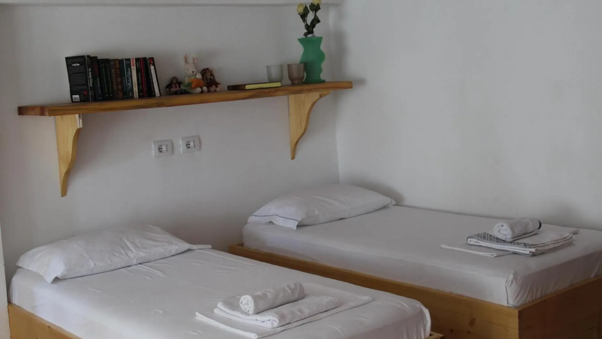 My Wooden Apartments Tirana 0*,